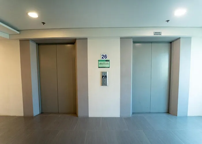 Makati Near Airport & Greenbelt Apartment *