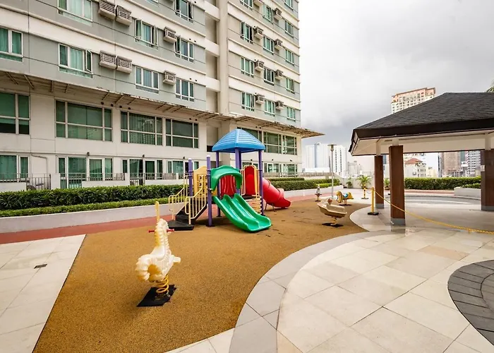 Makati Near Airport & Greenbelt Apartment *