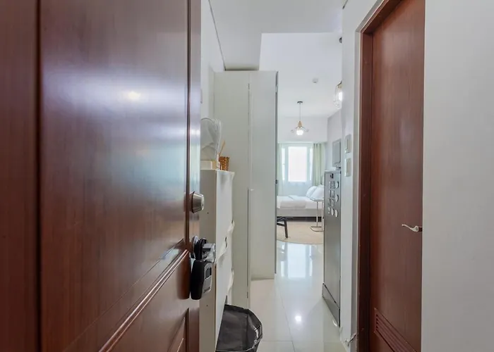Makati Near Airport & Greenbelt Apartment *